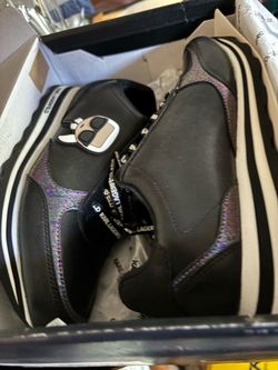 Se venden tenis  nuevos