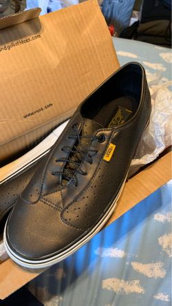 Vans Vault Cypress size 9