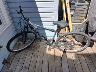 Huffy 29" Rock Creek Mountain Bike, Fits Riders 5'0"+, Matte Black, Adult, Men's