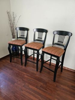 Bar Stools / chairs