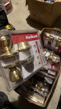 Kwikset doorlock set