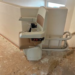 Motorized Stair Chair Lift 