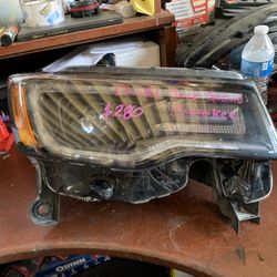 2017-2021 Jeep gran Cherokee Passenger Headlight