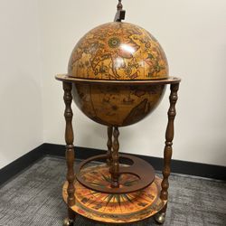 Vintage-Style Globe Bar Cabinet with Bottle & Glass Storage 