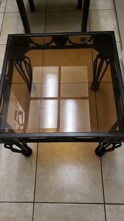 Coffee table in good condition