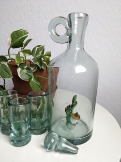 Vintage Hand blown Mexican Glass Decanter And Glasses Cactus 