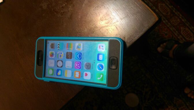 Mint condition iPhone 5c tmobike blacklisted