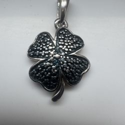 925 silver sterling Lucky clover pendant 