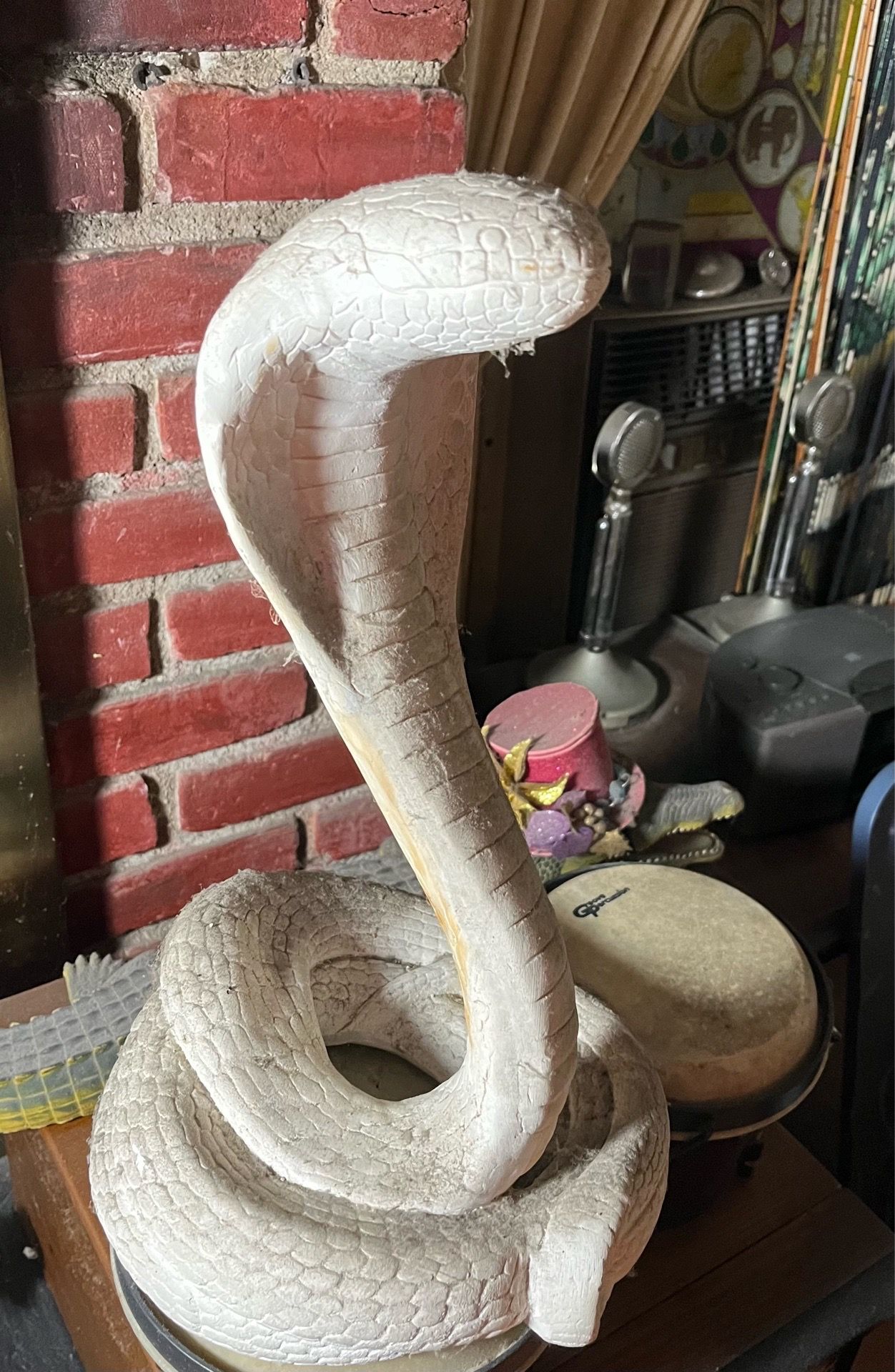 Vintage chalkwear cobra