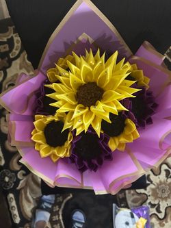 All new 8 eternal roses that last forever and 1 sunflower