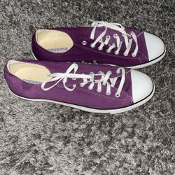Converse Purple