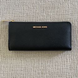 Authentic MK Wallet