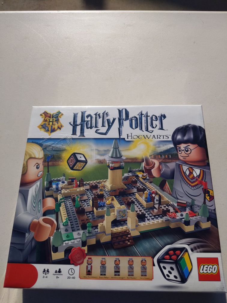Retired Harry Potter Hogswarts board game LEGOS factory sealed New