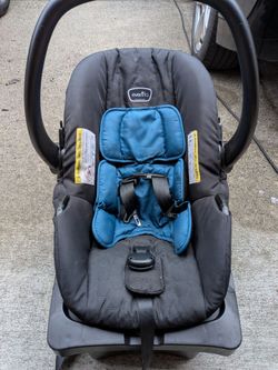 Evenflo car seat and clover stroller