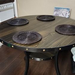 Round Wood Dinning Table 48"