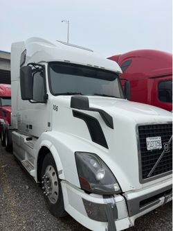 2014 Volvo VNL