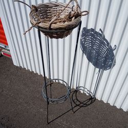 Flower pot stand