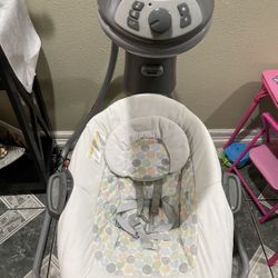 Baby swing 