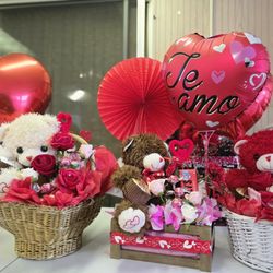 Valentines Day Arragements Sale Plushie With Chocolates