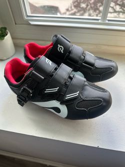 Peloton size 38 shoes