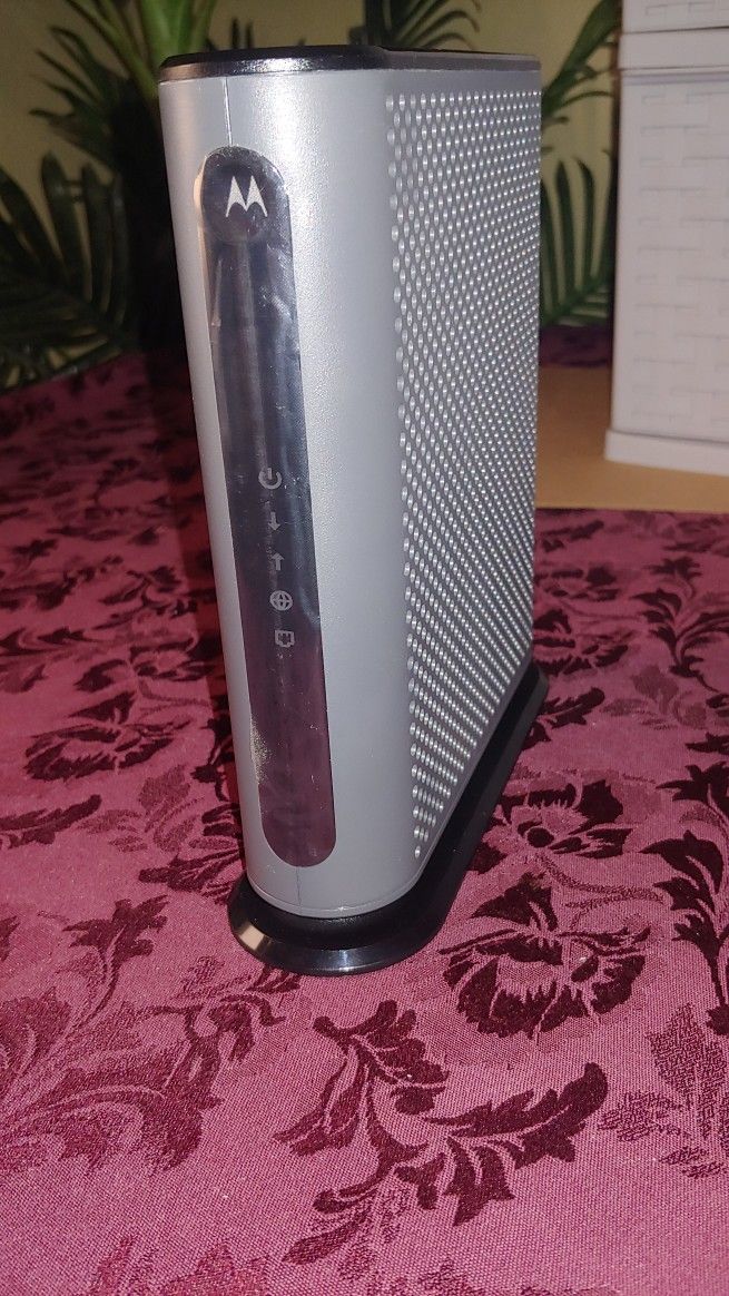 Motorola Cable Modem DOCSIS 3.0 24x8 Power Adapter
