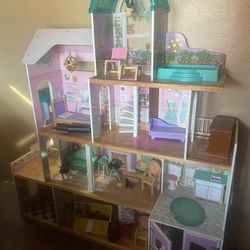 Doll House