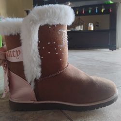 Girls boots