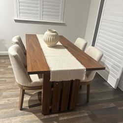 Dining Table Set 