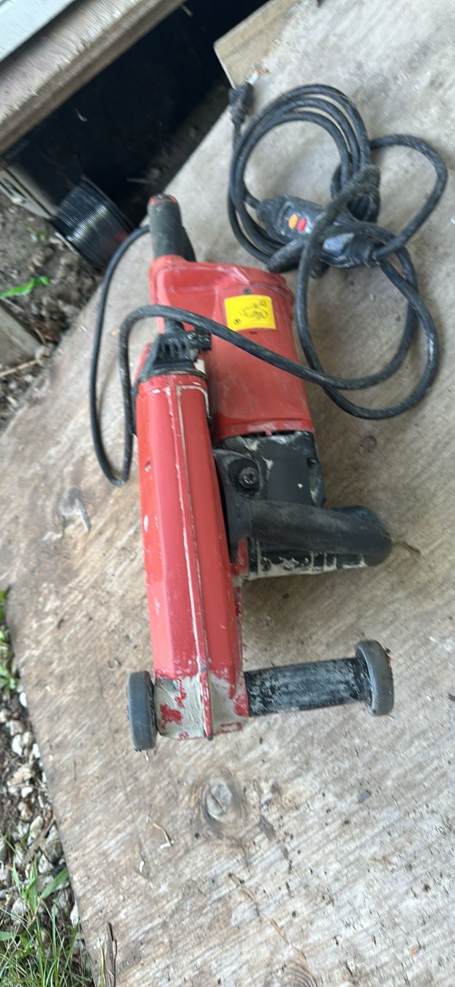 Hilti saw is almost new, I only used it three times