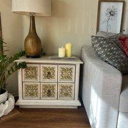 Vintage Broyhill Premiere Night Stand / End Table