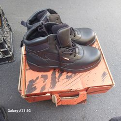 Work Boots Size 13