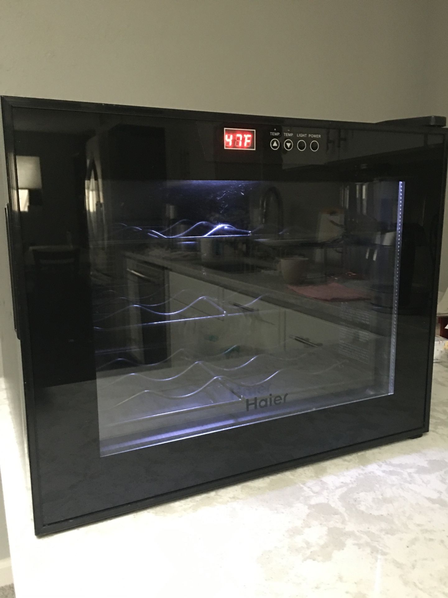 Haier wine cooler 12 bottle hvue12abb 