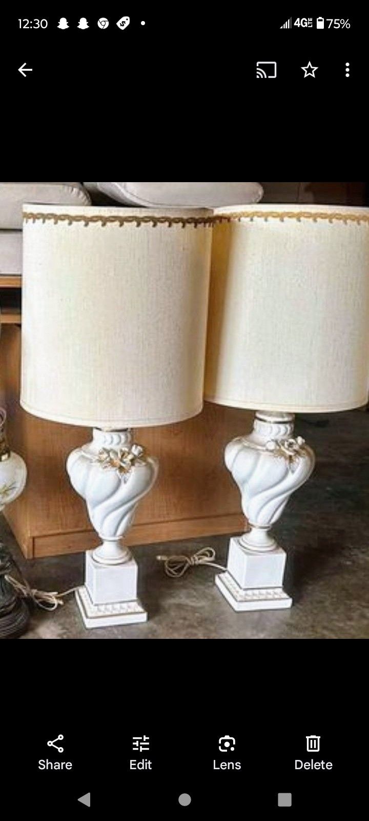 PAIR OF VINTAGE PORCELAIN ROSES AND GOLD TRIM LAMPS