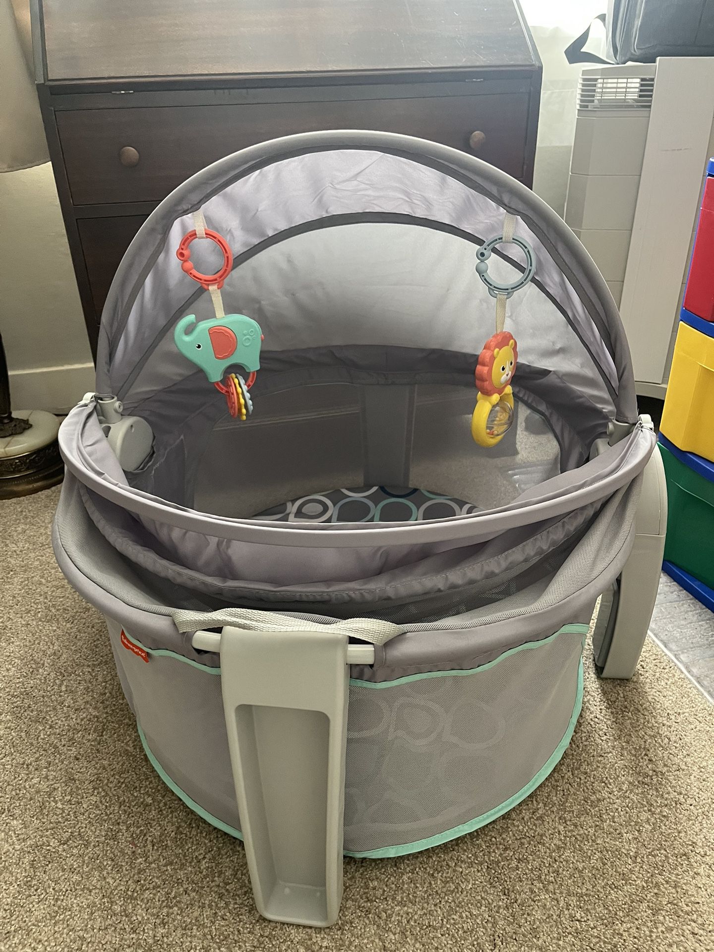 Fisher Price Portable Bassinet
