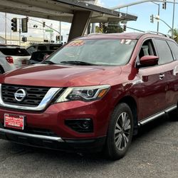 2017 Nissan Pathfinder 