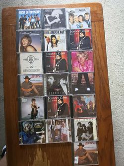 Selling mixed lot of CDs different genres and CD case