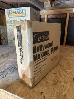 Fenchilin Hollywood Makeup Mirror – Brand New in Box