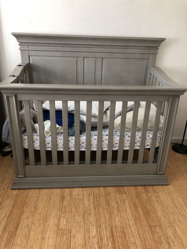 Crib 3 In 1 For Bronx Ny Offerup 450