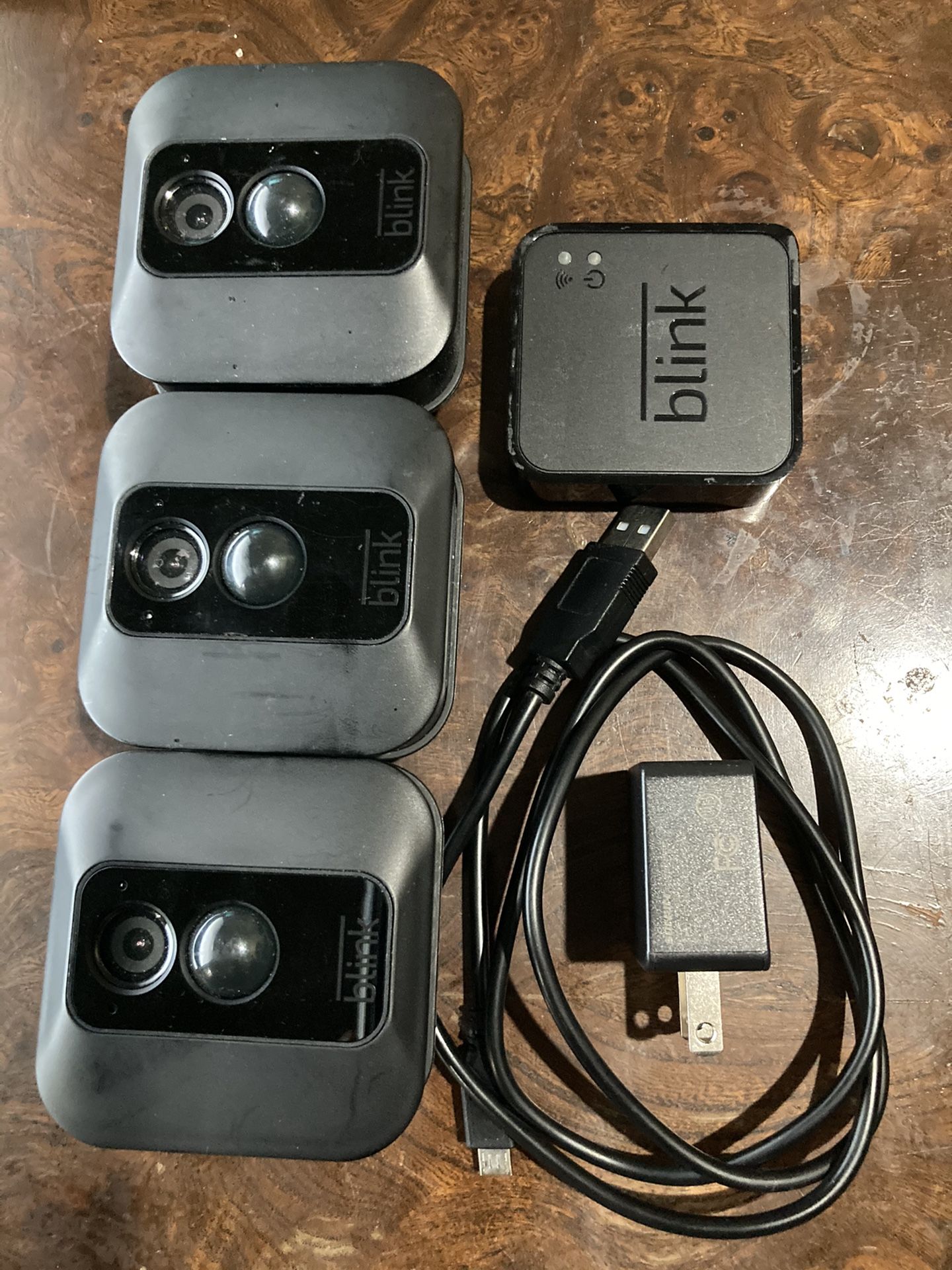 Blink wireless HD security outdoor 3 cameras system
