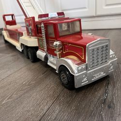Vintage TONKA Fire Truck Hook and Ladder #1 Fire Engine And Trailer Ladder never played it’s been on display only great condition like new ! 