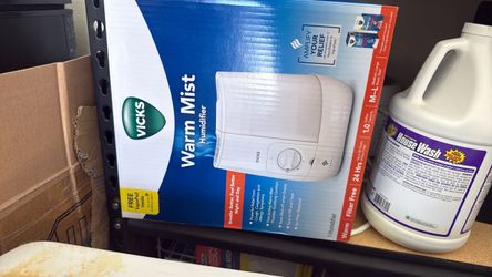 Brand new warm mist humidifier