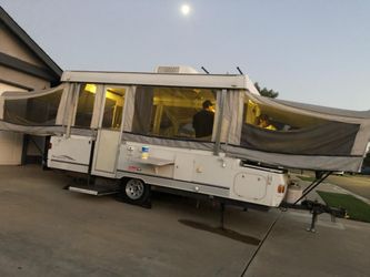 2003 Coleman Pull Trailer