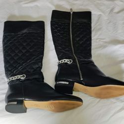 Ladies Michael Kors Iconic Ramsey Quilted Boots Size 7.