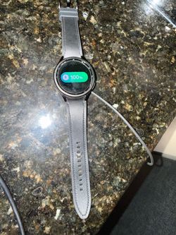 Samsung watch Sm- r960 47mm