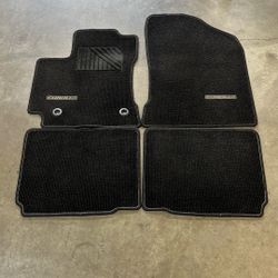 Floor Mats - Toyota Corolla