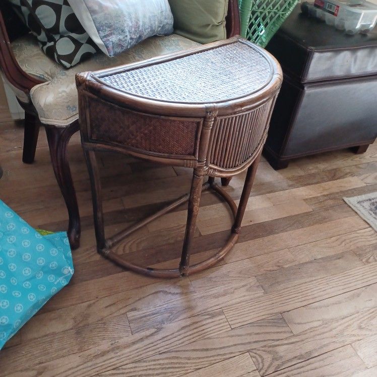 Sode Rattan Small Table 15 DOLLARS