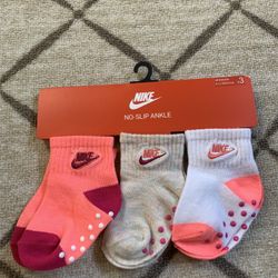 Nike Baby Girls No-Slip Ankle Socks 6-12 Months Outfits 