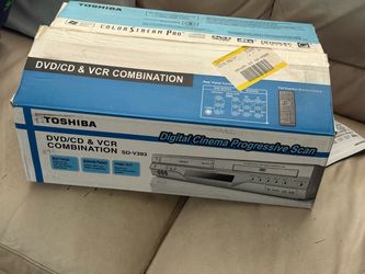Toshiba SD-V393 DVD/VCR Combo Hi-Fi W/Remote in the box