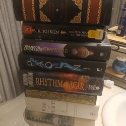 9 HARDCOVER BOOKS LOT 