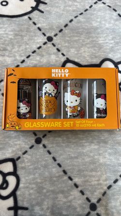 Hello Kitty Halloween Glassware Set *CASH ONLY*